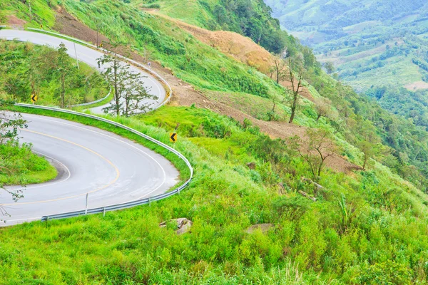 Dağ yolu — Stok fotoğraf