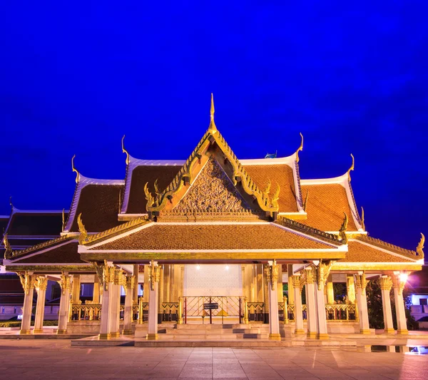 夕暮れの寺院 — ストック写真