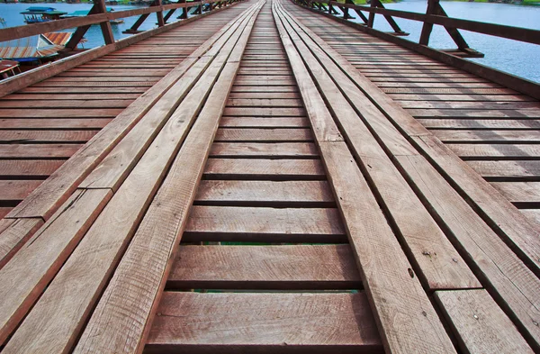 Houten brug — Stockfoto