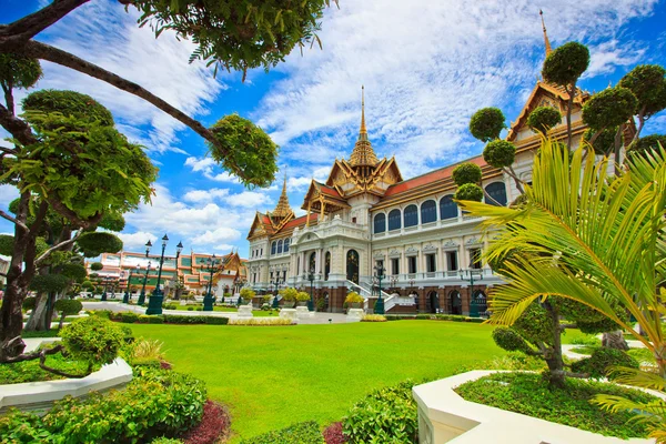 Royal grand palace — Stock Photo, Image