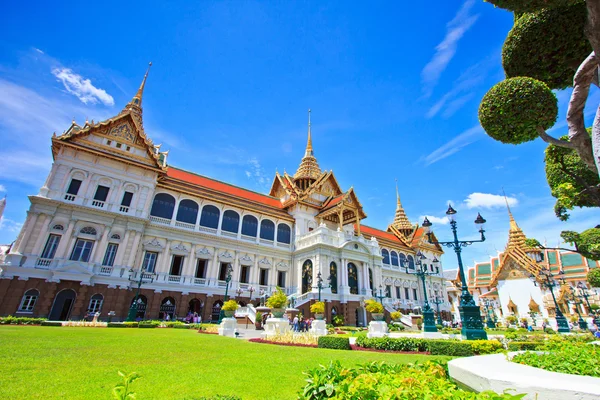 Royal grand palace — Stockfoto