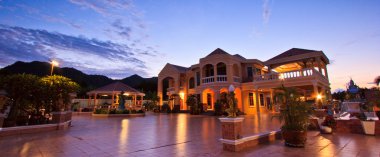 House luxury Resort