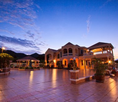 House luxury Resort