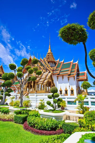 Royal grand palace — Stock Photo, Image