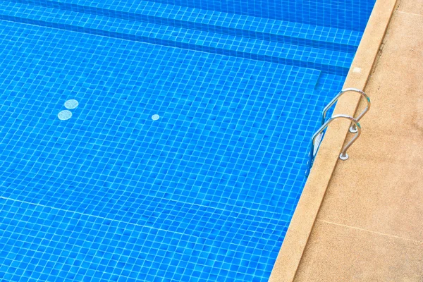 Piscina Piscina. —  Fotos de Stock