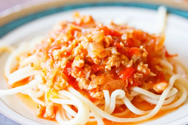 Spaghetti sul tavolo — Foto Stock