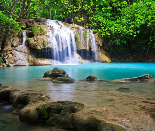 Beatifull blue waterfall — Stock Photo, Image