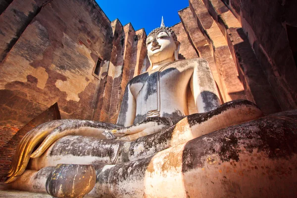 Wat si chum içinde eski Buda — Stok fotoğraf