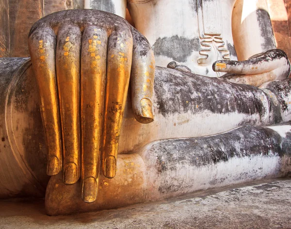 Buddha gamla hand — Stockfoto