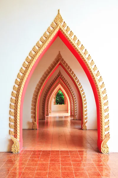 Walkway in temple — Stock Photo, Image