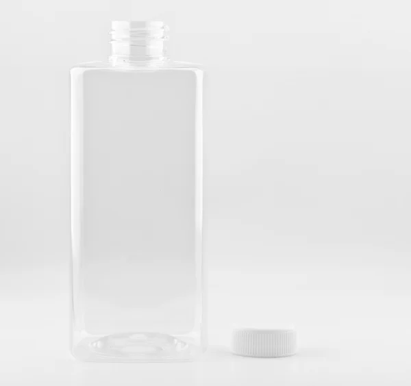 Bottiglia di plastica trasparente — Foto Stock