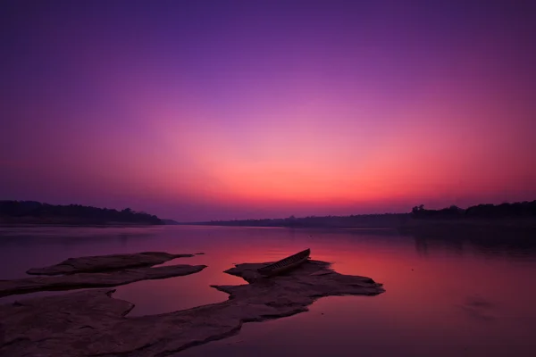 Zobrazení siluety v řece mekong — Stock fotografie