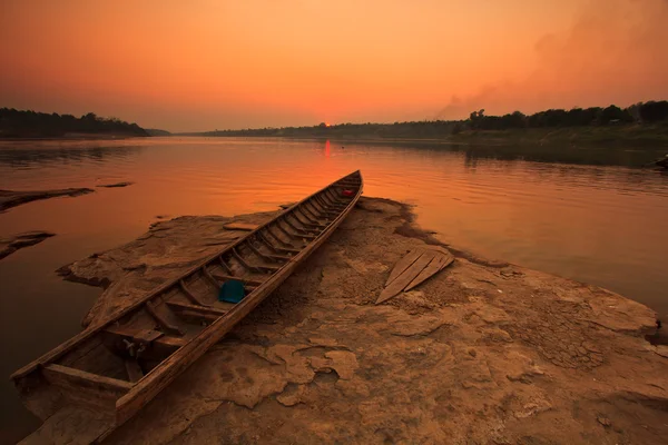 Silhouette vista nel fiume Mekong — Foto Stock