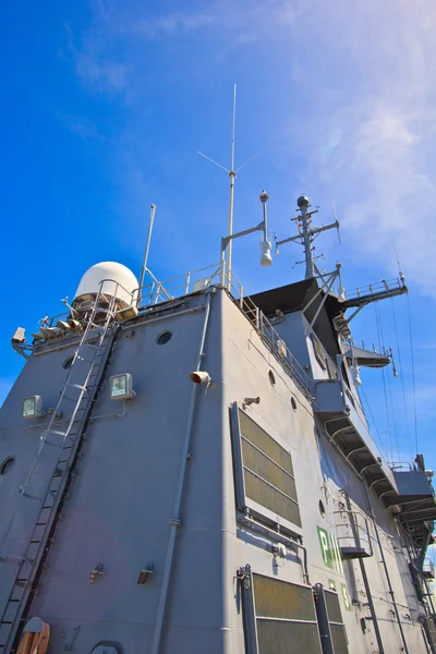 Wieża radarowa — Zdjęcie stockowe