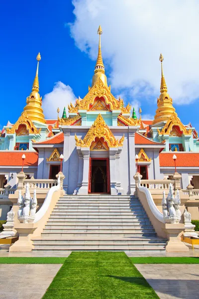 Tapınak wat maha chedi — Stok fotoğraf
