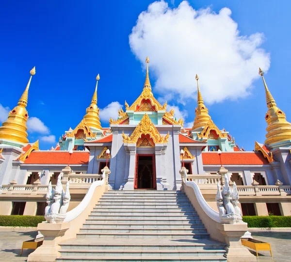 Templo Wat Maha Chedi — Foto de Stock