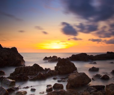 gün batımı deniz dalgaları