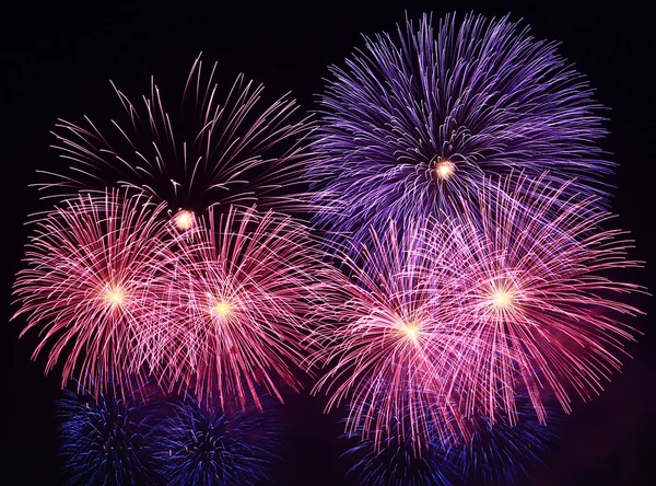 Hermosos fuegos artificiales — Foto de Stock