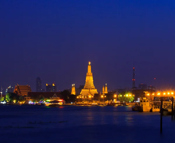 Wat arun tempel — Stockfoto