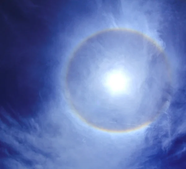 Ring around the sun — Stock Photo, Image