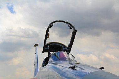 hava gösteri, düşünme