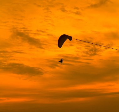 paramotor