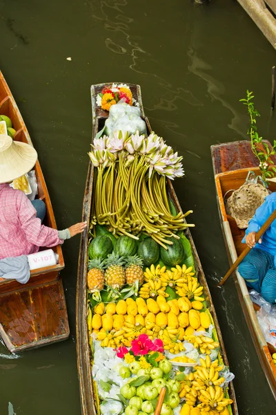 Floating Market — Stockfoto