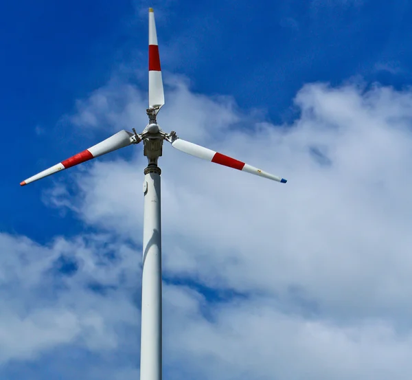 Wind turbine — Stock Photo, Image