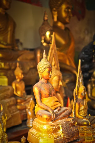 Buddha staty — Stockfoto