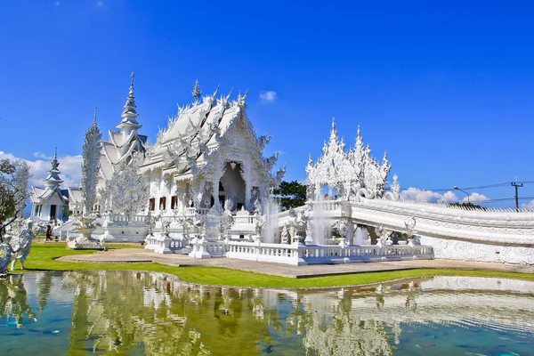 Wat Rong Khun — kuvapankkivalokuva