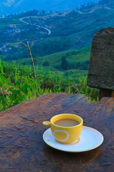 Кофе на холме — стоковое фото