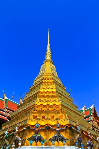 Pagoda w wat phra Kaew w Bangkoku — Zdjęcie stockowe