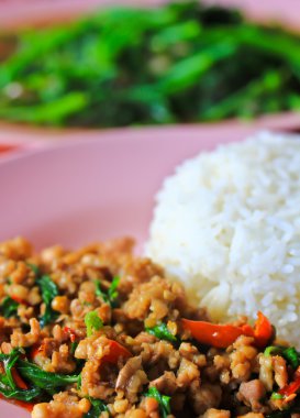 yükselişi ve plaka üzerinde et