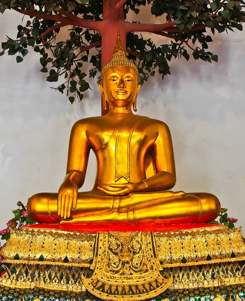 Buddha staty — Stockfoto