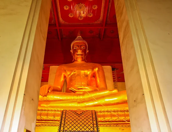 Golden Buddha — Stock Photo, Image