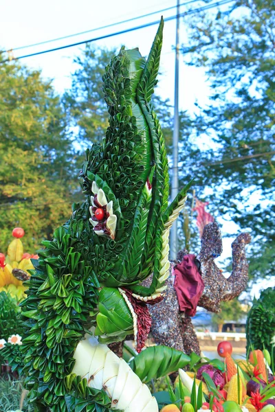 Dragon made from fruits — Stock Photo, Image