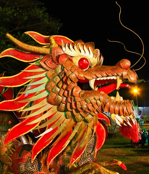 Dragón de noche —  Fotos de Stock