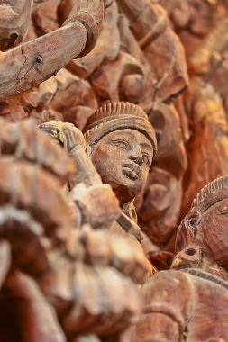 Ağaç oymacılığı chonburi