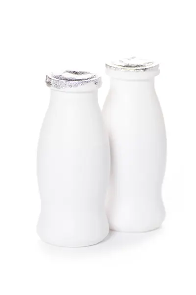흰색에 고립 된 우유 제품 — 스톡 사진