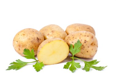 yeni patates ve yeşil maydanoz