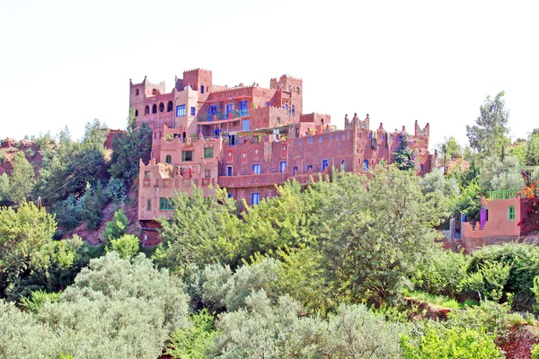 Kasbah dans les montagnes de l'atlas, Maroc — Photo