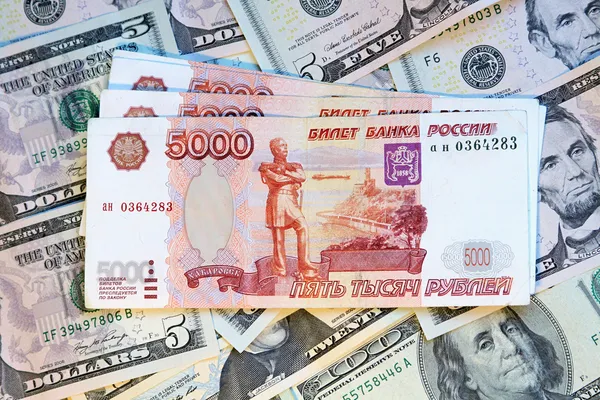 iki para birimi - bize dolar ve Rublesi fotoğrafı