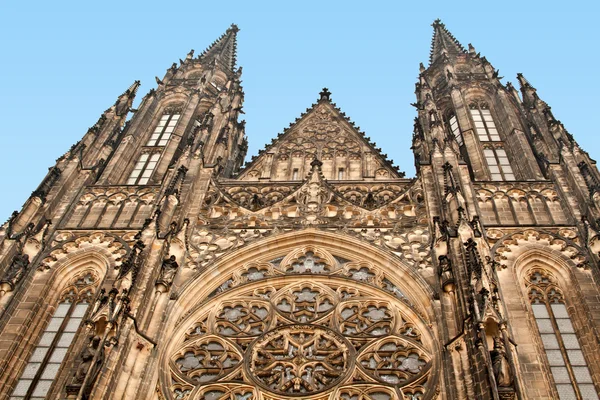 View of St. Vitus Cathedral in Prague Castle, Czech Republic — Stock Photo, Image