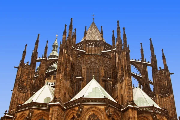 View of St. Vitus Cathedral in Prague Castle, Czech Republic — Stock Photo, Image