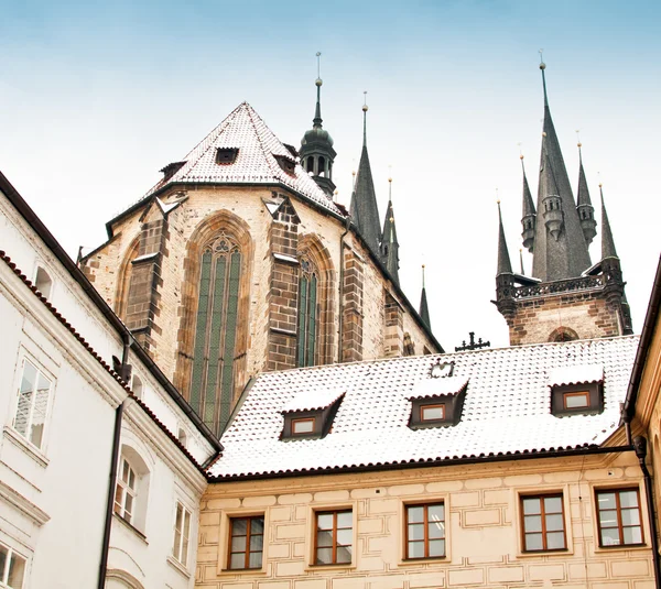 Berühmte Frauenkirche in Prag, Tschechische Republik — Stockfoto