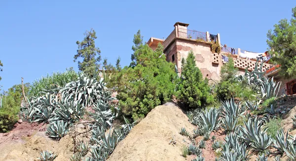 在摩洛哥阿特拉斯山脉山的房子 — 图库照片
