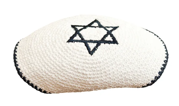 Tradycyjne żydowskie nakrycia głowy z haftowane gwiazda Dawida — Zdjęcie stockowe