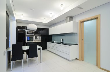 modern iç. mutfak