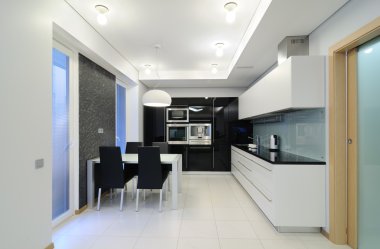 modern iç. mutfak