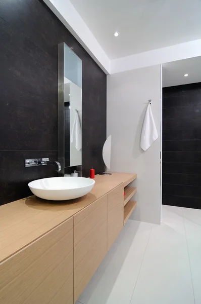 modern iç. banyo
